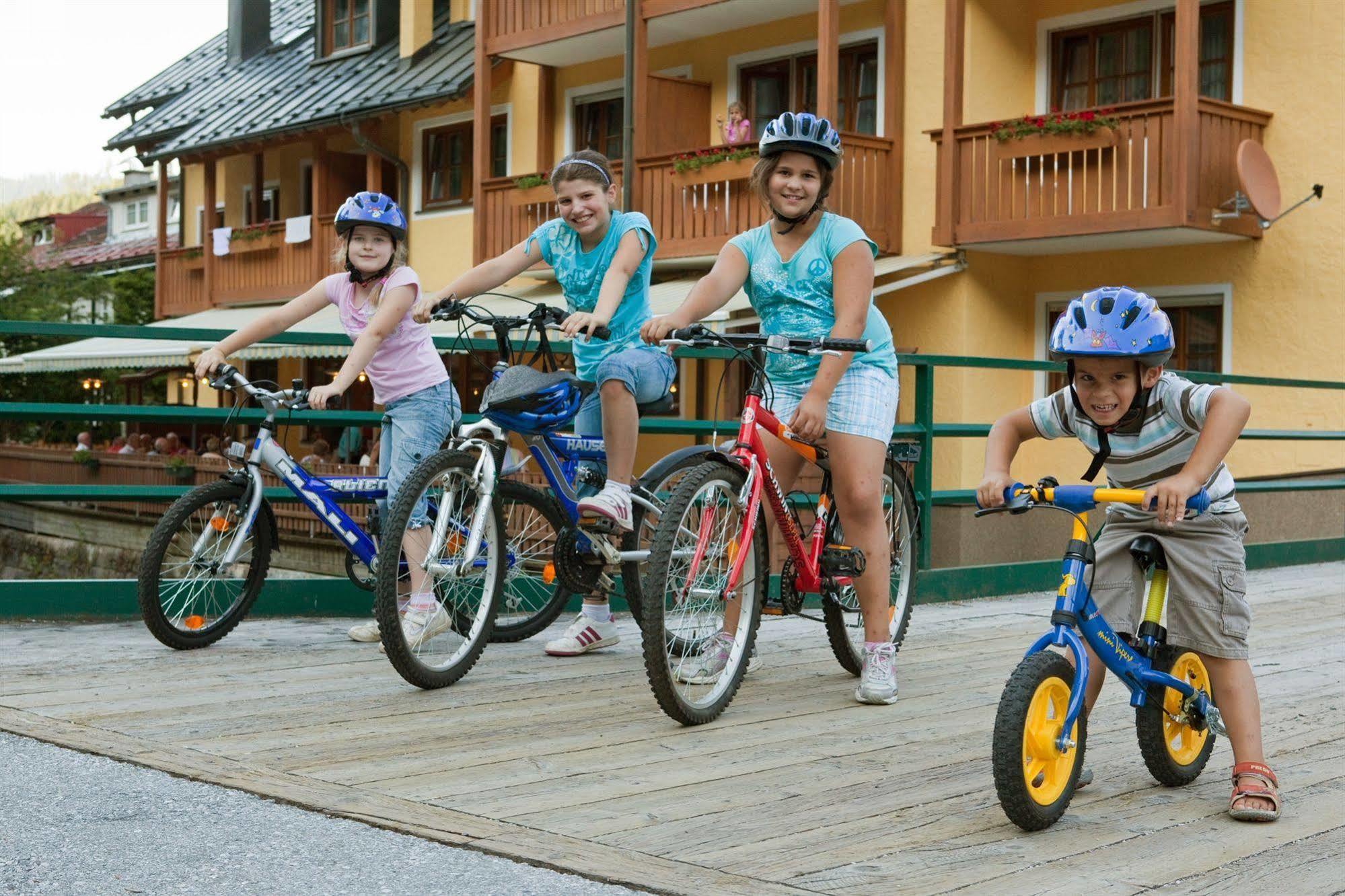 Sporthotel Dachstein West Annaberg im Lammertal Ngoại thất bức ảnh